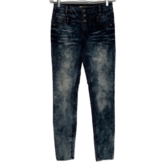 Blue Spice Size 7 - Picture 5 of 10